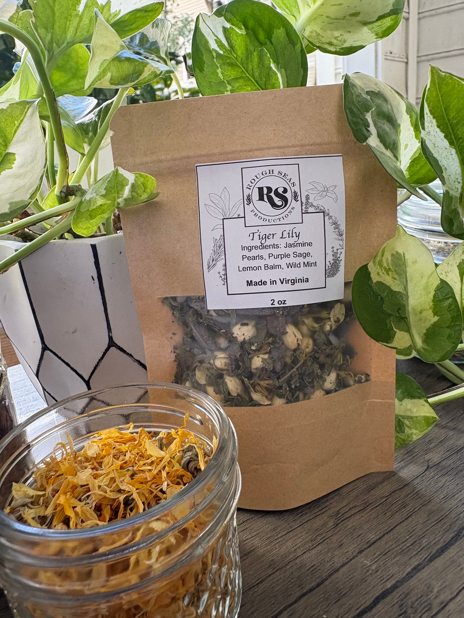 jasmine and tiger lily Tiger Lily loose tea (2 oz) – Open to Being